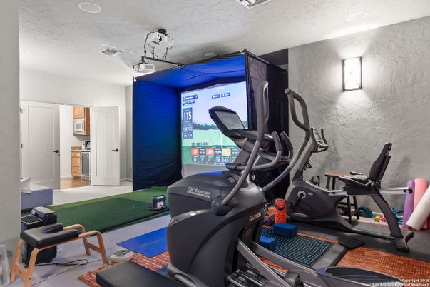 Fitness Equipment, Interior, Recessed Lighting