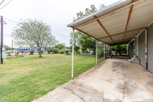 Backyard, Exterior