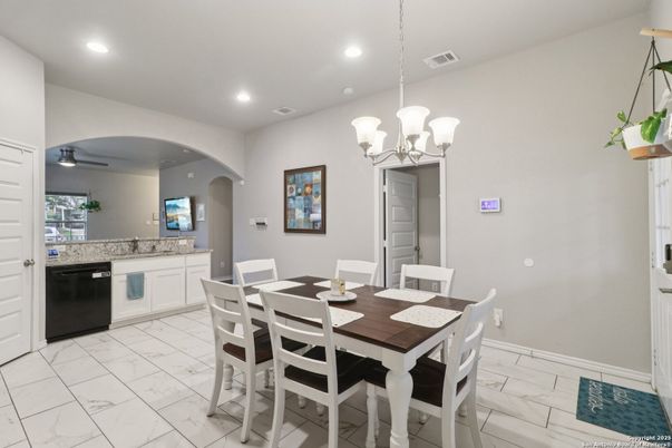 Chandelier, Dining room, Interior, Marble, Recessed Lighting