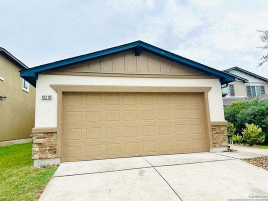 Detached Garage, Exterior