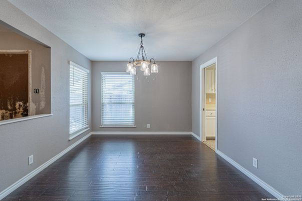 Empty room, Interior, Pendant Lights, Wood Texture Flooring