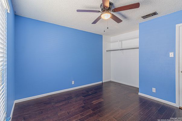 Empty room, Interior, Walk-in Closets, Wood Texture Flooring