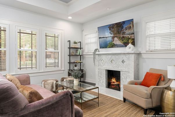 Fireplace, Interior, Living room, Recessed Lighting