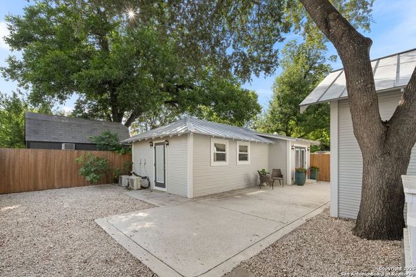 Backyard, Exterior