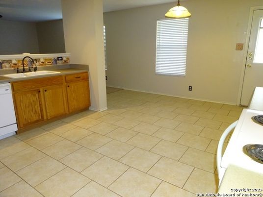 Interior, Kitchen, Pendant Lights