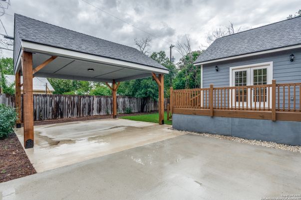 Backyard, Exterior