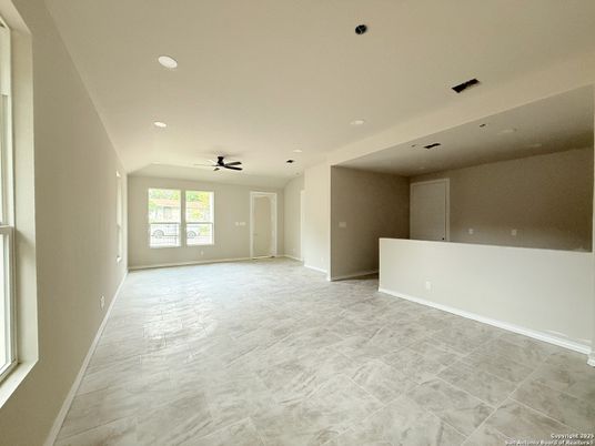 Empty room, Interior, Marble, Recessed Lighting