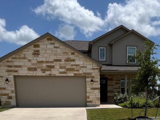 Attached, Exterior, Facade, Brick Traditional