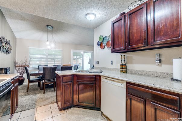 Dining room, Interior, Kitchen, Pendant Lights