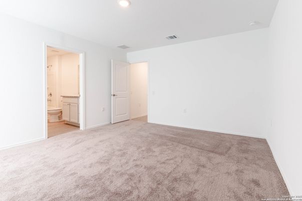 Bathroom, Empty room, Interior, Recessed Lighting