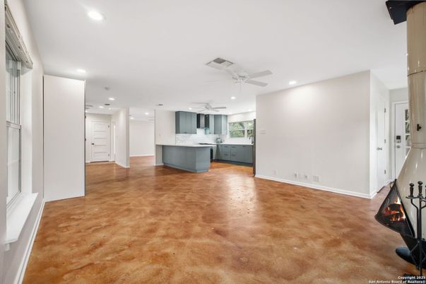 Fireplace, Interior, Kitchen, Recessed Lighting