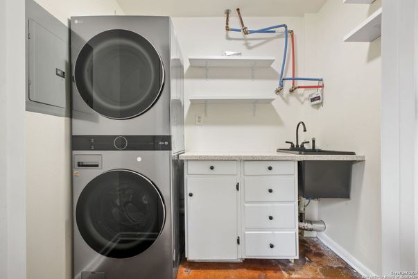 Interior, Utility Closets, Washer