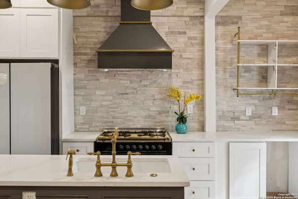 Interior, Kitchen, Stainless Steel Appliances