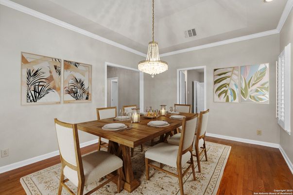 Chandelier, Dining room, Interior, Pendant Lights, Wood Texture Flooring