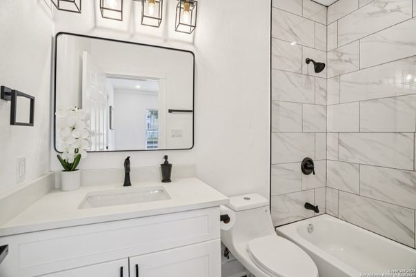 Bathroom, Interior, Marble Walls