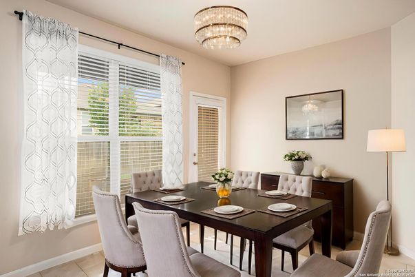 Chandelier, Dining room, Interior