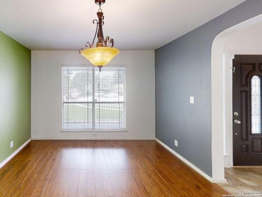 Empty room, Interior, Pendant Lights, Wood Texture Flooring