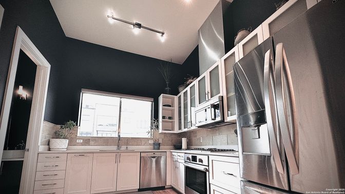 Interior, Kitchen, Stainless Steel Appliances