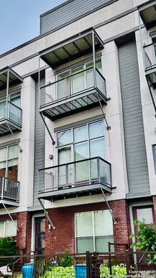 Exterior, Facade, Brick Facade, Rowhouse