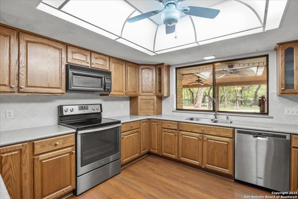 Interior, Kitchen, Stainless Steel Appliances, Wood Texture Flooring