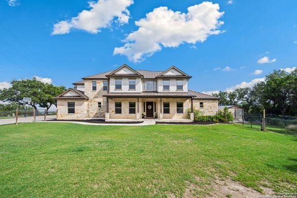 Backyard, Exterior, Facade, Farmhouse