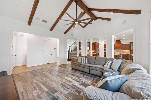 Interior, Kitchen, Living room, Pendant Lights, Recessed Lighting, Wooden Beams, Wood Texture Flooring