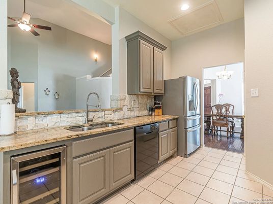 Dining room, Interior, Kitchen, Recessed Lighting