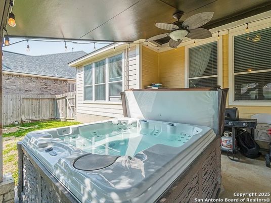 Exterior, Hot Tub