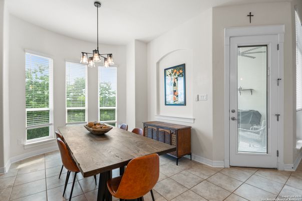 Dining room, Interior, Pendant Lights