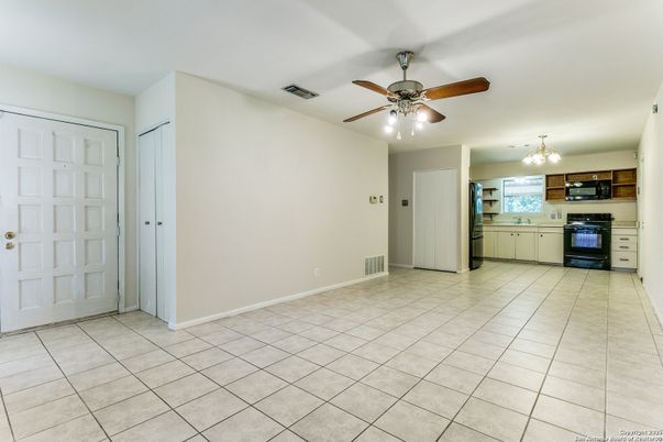 Chandelier, Empty room, Interior, Kitchen