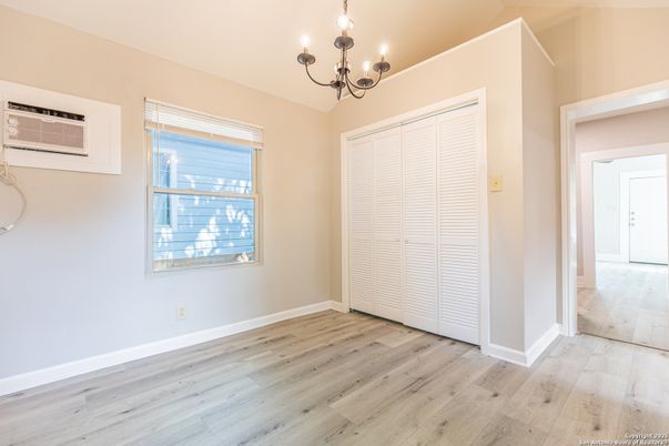 Chandelier, Empty room, Interior, Wood Texture Flooring