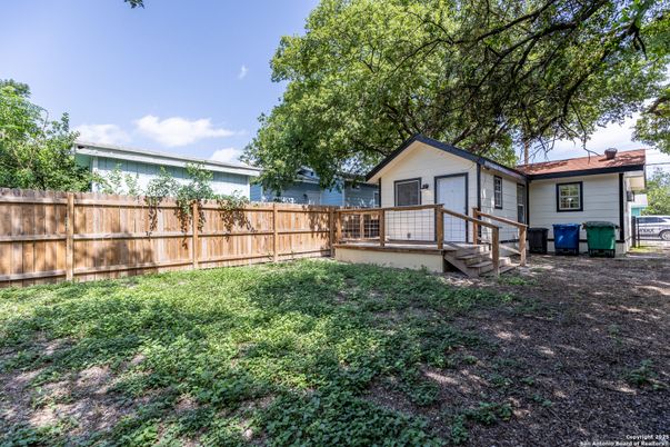 Backyard, Exterior