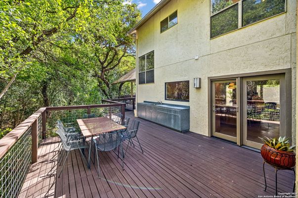 Exterior, Hot Tub