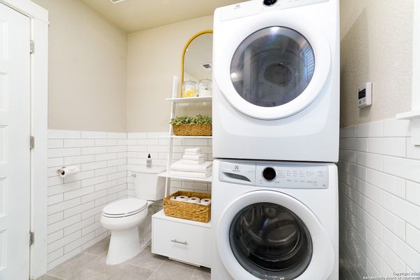 Bathroom, Interior, Utility Closets, Washer