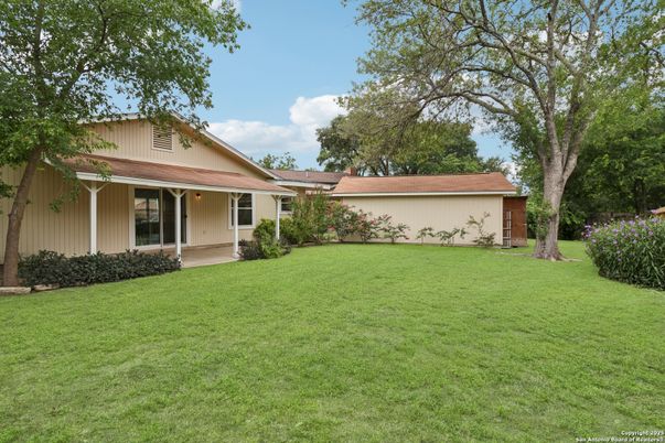Backyard, Exterior