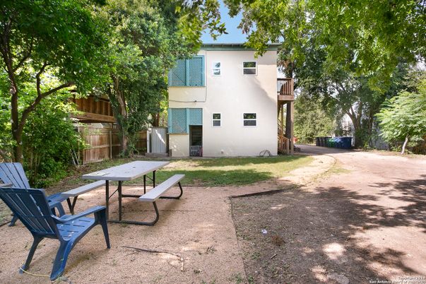 Backyard, Exterior