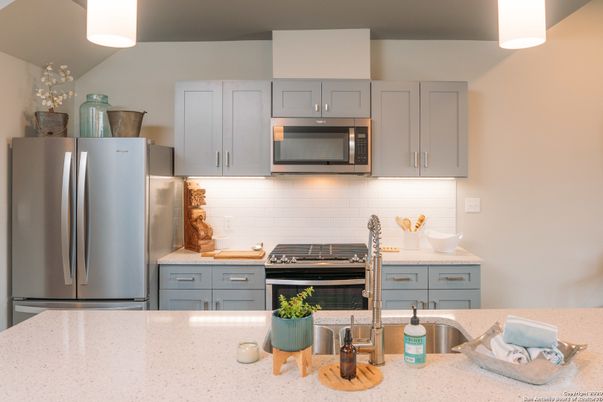 Interior, Kitchen, Stainless Steel Appliances