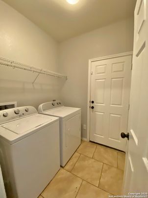 Interior, Washer