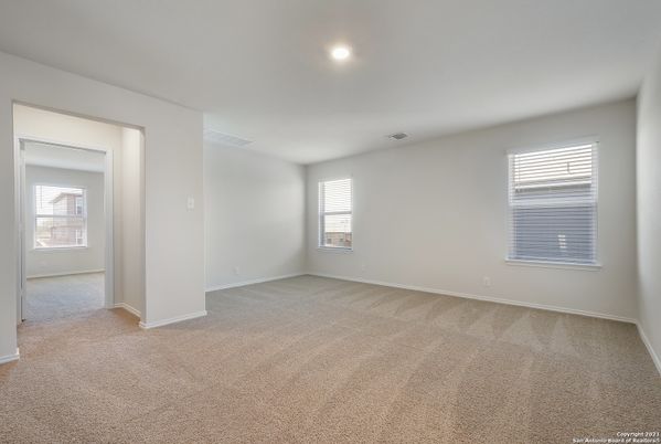Empty room, Interior, Recessed Lighting
