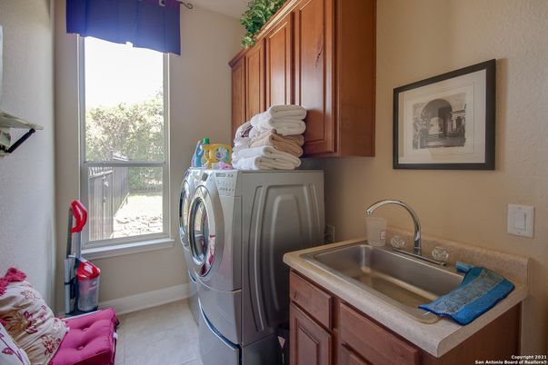 Interior, Washer