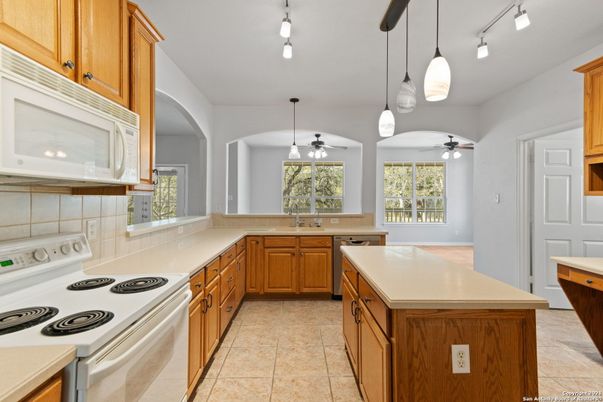 Interior, Kitchen, Pendant Lights