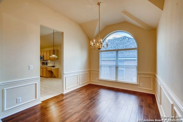 Chandelier, Empty room, Interior, Pendant Lights, Wood Texture Flooring