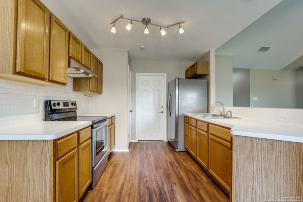 Interior, Kitchen, Stainless Steel Appliances, Wood Texture Flooring