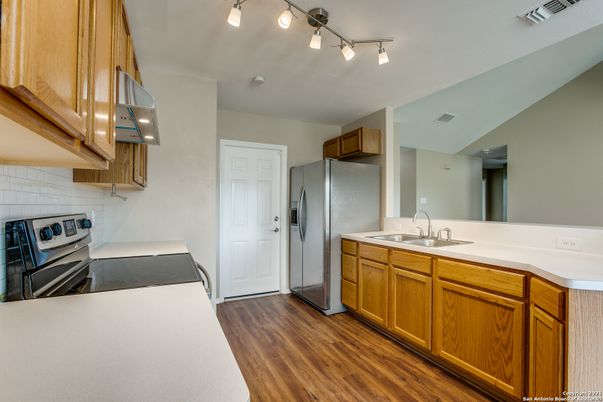 Interior, Kitchen, Wood Texture Flooring