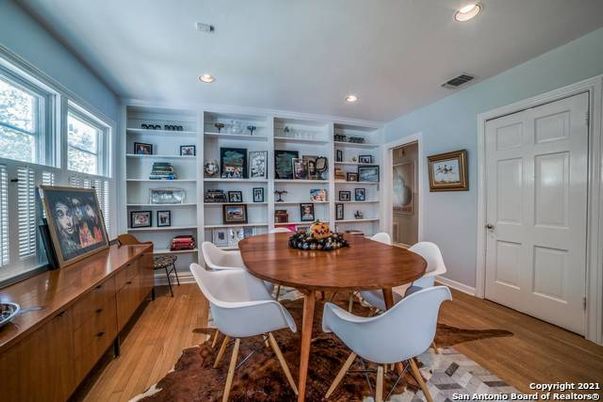 Dining room, Interior, Recessed Lighting, Wood Texture Flooring