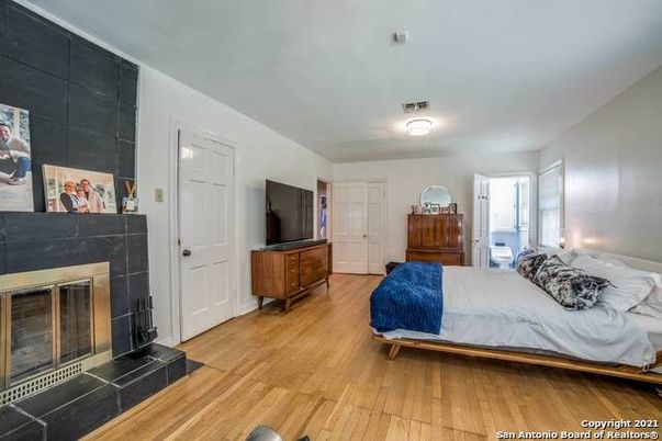 Bedroom, Fireplace, Interior, Wood Texture Flooring