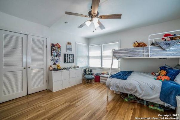 Bedroom, Interior, Water, Wood Texture Flooring