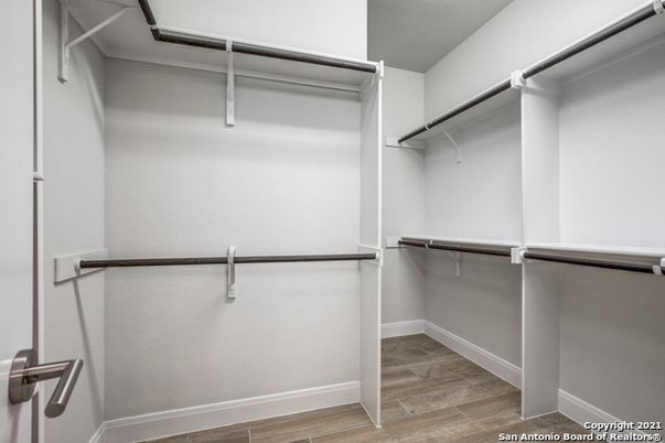 Interior, Walk-in Closets, Wood Texture Flooring