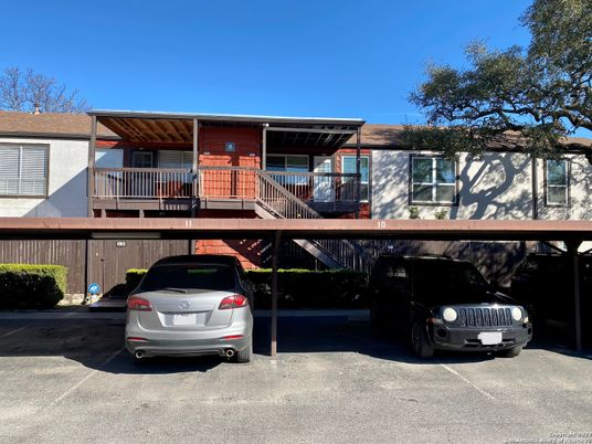 Exterior, Facade, None