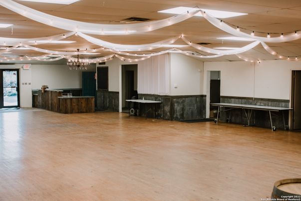 Chandelier, Interior, Wood Texture Flooring